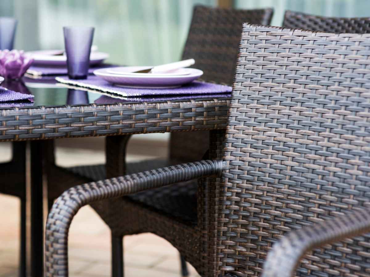 dark color wicker restaurant chair and table